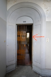 Foto-9009154-DE-Altes-Polizeipraesidium-Frankfurt-Zellentrakt-web-1920-80