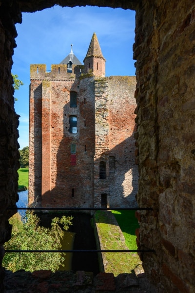 Foto-0013483-NL-Ruine-Brederode-web-1024-80
