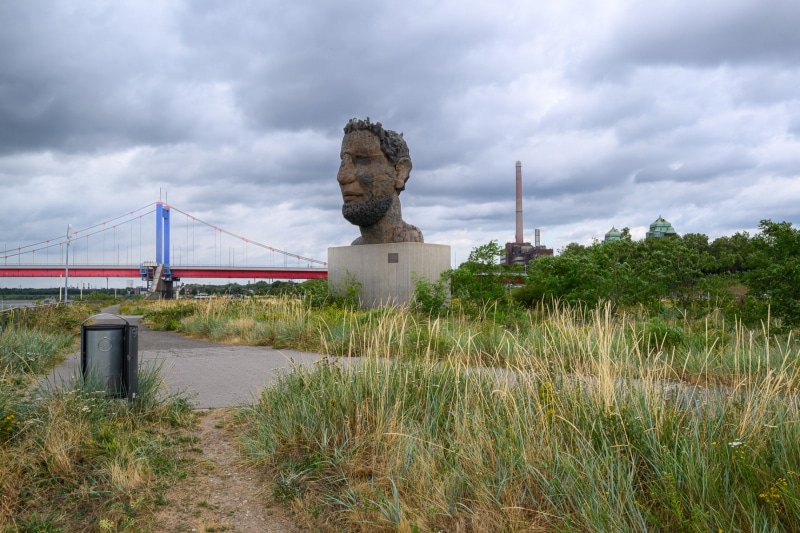 Foto-9005708-DE-Duisburg-Poseidon-web-1920-80