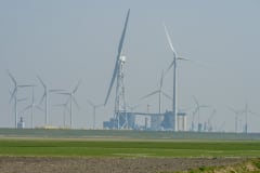 Der Zweiflügler in Eemshaven