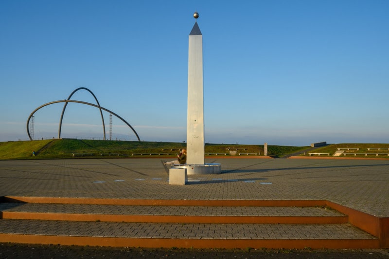 Foto-0021203-DE-Herten-Halde-Hoheward-Obelisk-web-1024-80