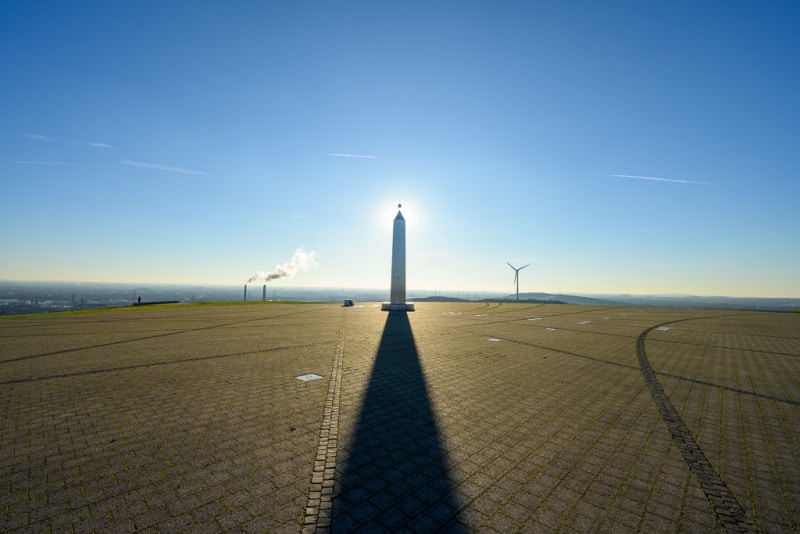 Foto-0022368-DE-Herten-Halde-Hoheward-Obelisk-web-1024-80