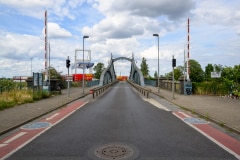 Foto-9005610-DE-Krefeld-Hafen-web-1920-80