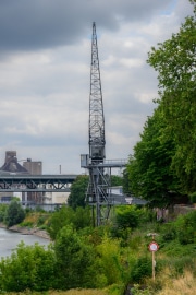 Foto-1026898-DE-Krefeld-Hafen-Grauer-Kran-web-1920-80