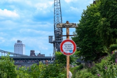 Foto-1026906-DE-Krefeld-Hafen-Grauer-Kran-web-1920-80