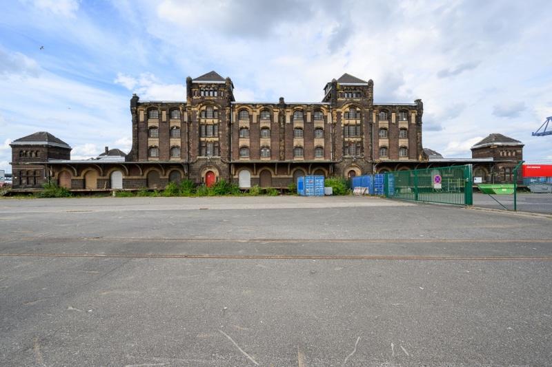 Foto-9005640-DE-Krefeld-Hafen-web-1920-80