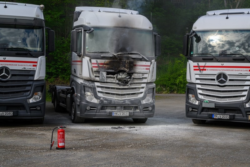 Foto-9003196-DE-Luedenscheid-LKW-Brand-web-1024-80