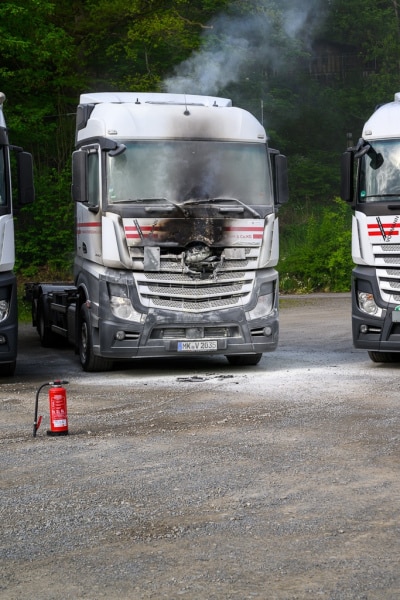 Foto-9003199-DE-Luedenscheid-LKW-Brand-web-1024-80