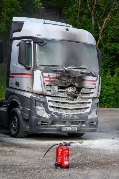 Foto-9003205-DE-Luedenscheid-LKW-Brand-web-1024-80