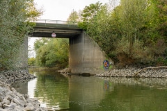 Brücke mit Grafiti bei Neuss