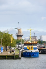 Foto-1027388-NL-Rotterdam-Hafen-web-1920-80