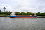 Foto-1027360-NL-Rotterdam-Hafen-web-1920-80