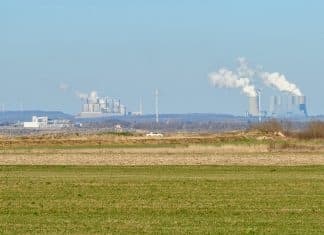 Lost Place Morschenich Blick von Morschenich auf den Tagebau