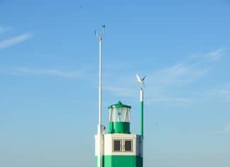 Fotospot Ship Spotting in IJmuiden Molenkopf Süd grüner Leuchtturm