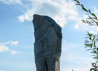 Fotospot Landmarke Fraubillenkreuz am Rhein Landmarke Fraubillenkreuz in Kleve
